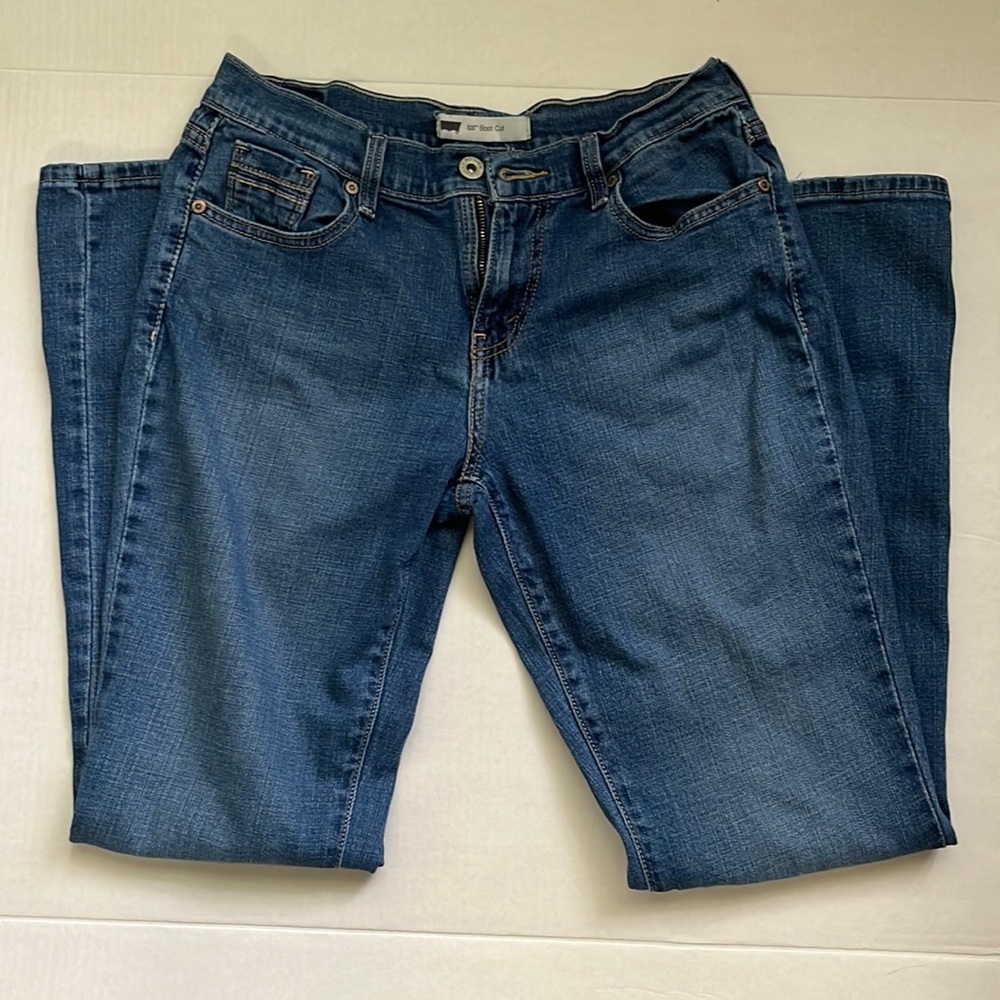 Levi’s 515 boot cut jeans, size 28